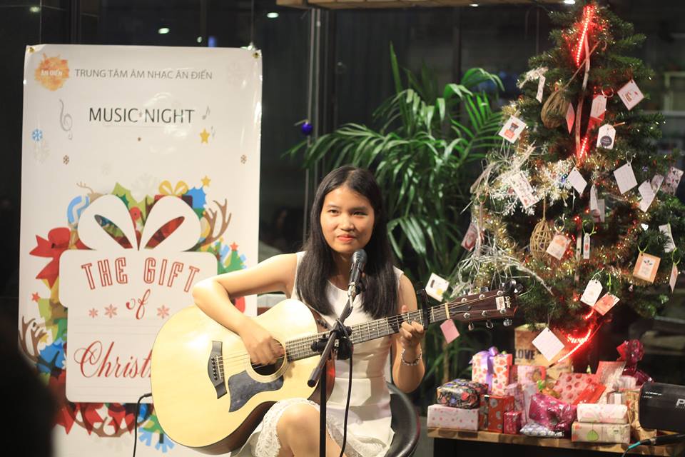 Khóa học đàn guitar đệm hát cơ bản ở tphcm